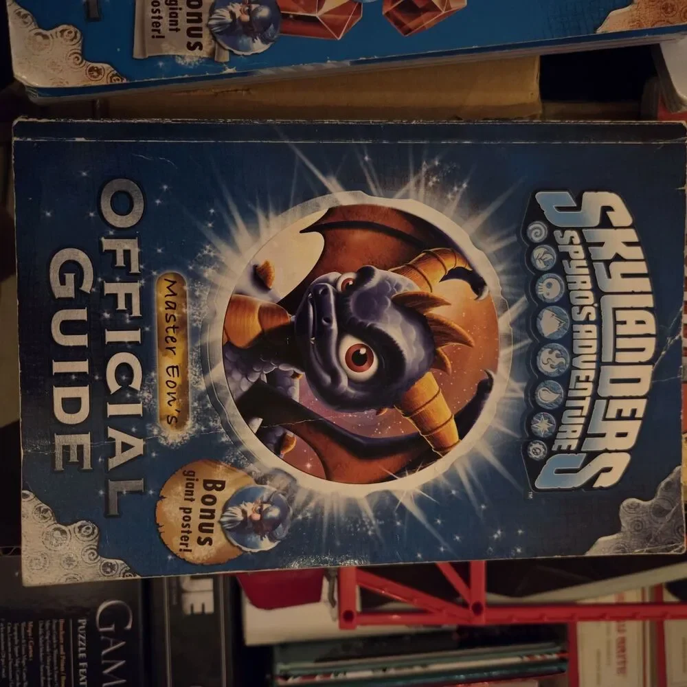 Skylanders Official Guide Book Lot 5 Spyro Giants Swap Force Trap Team
